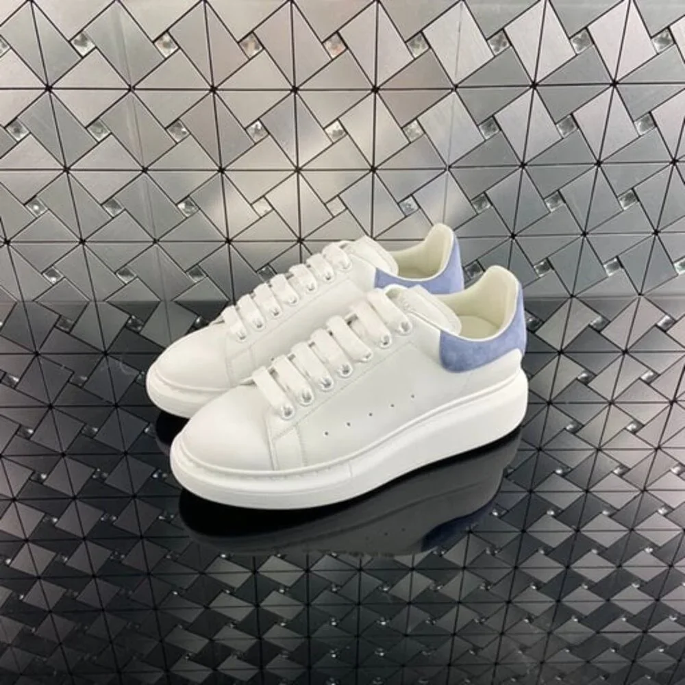 Alexander McQueen Women Sneakers - Picture 3 of 6